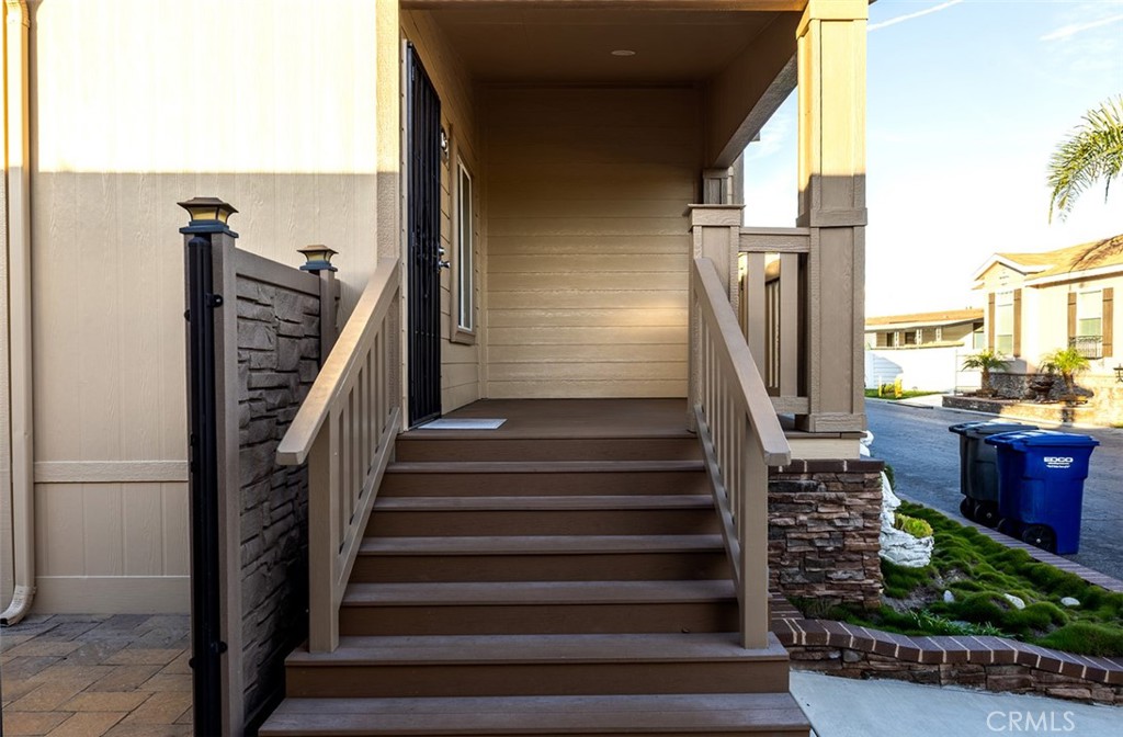 3595 Santa Fe Avenue 162