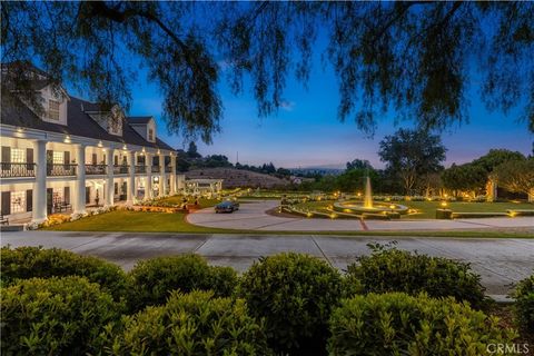 Tiny photo for 85 Crestview Ave, Camarillo, CA 93010 (MLS # SR25249381)