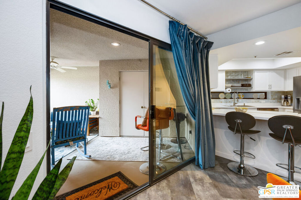 Villa Caballeros - Residential
