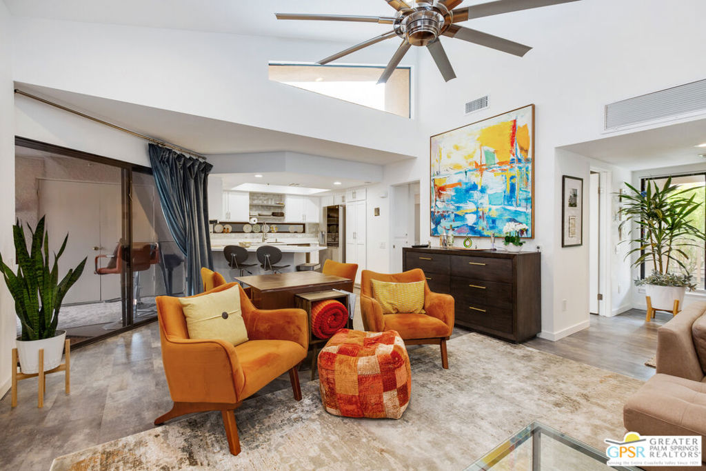 Villa Caballeros - Residential