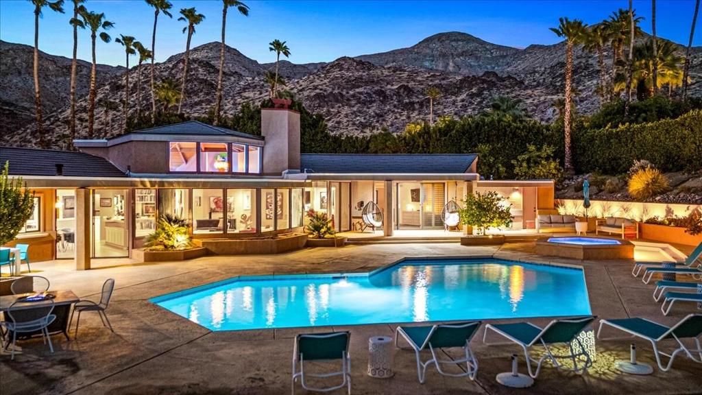 1655 Ridgemore Drive