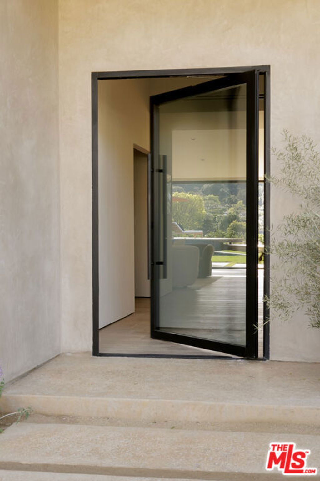 Photo of 3565 Crownridge Drive, Sherman Oaks, CA 91403 (MLS # 26687019)