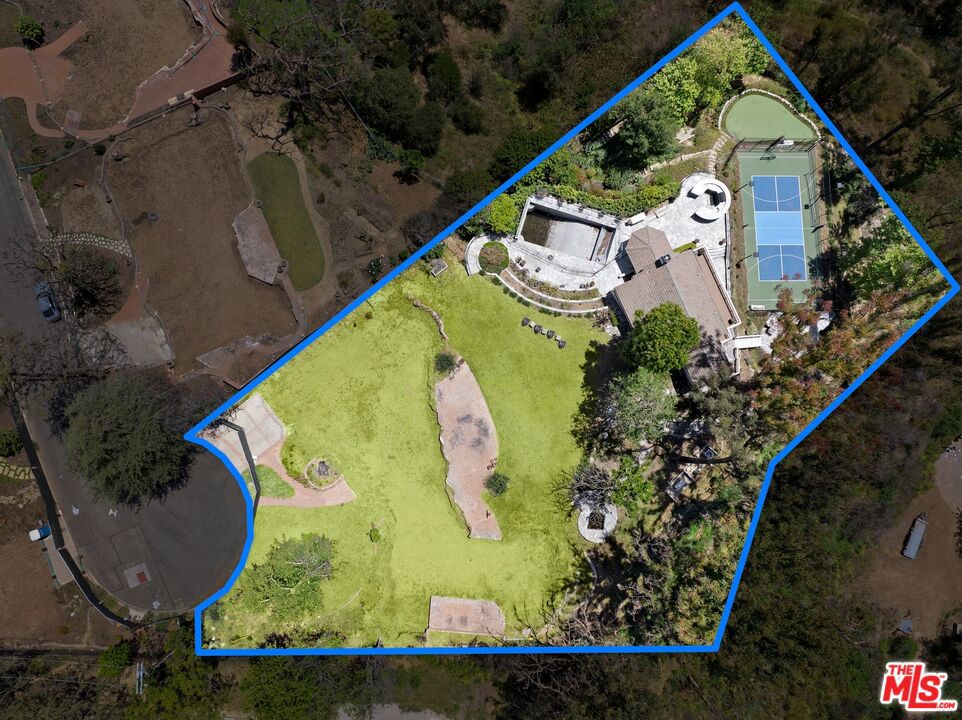 1267 Villa Woods Drive