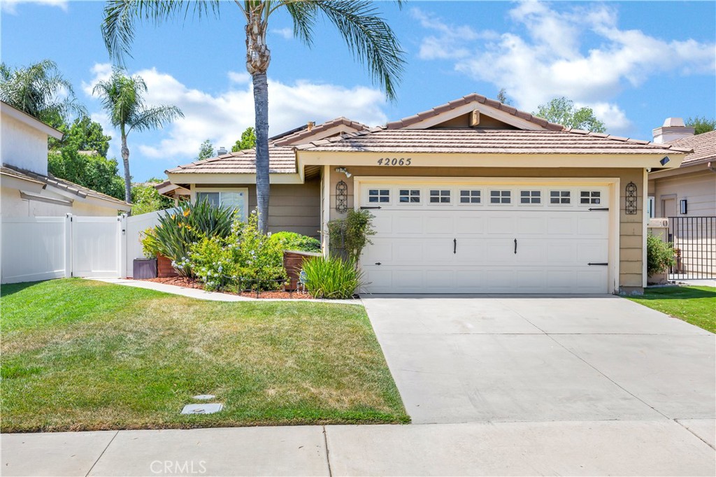 42065 Kaffirboom Court