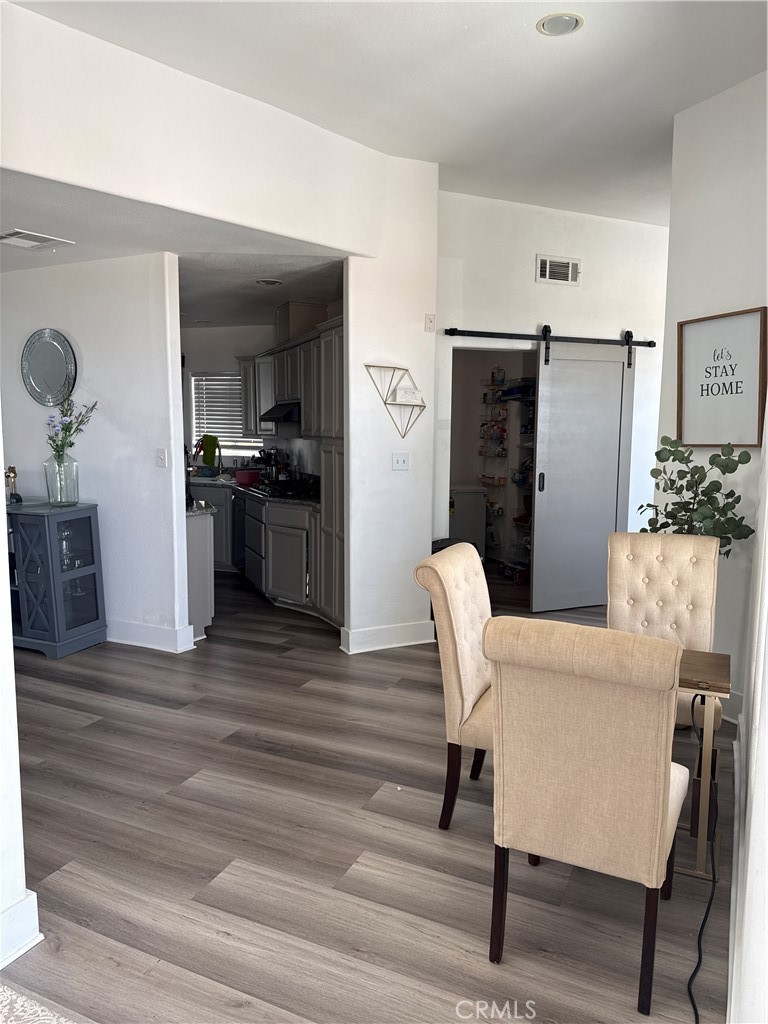 13975 Barker