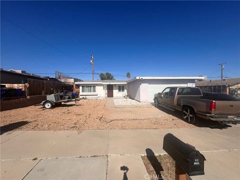 Photo of 917 Ann St, Barstow, CA 92311 (MLS # HD26025497)