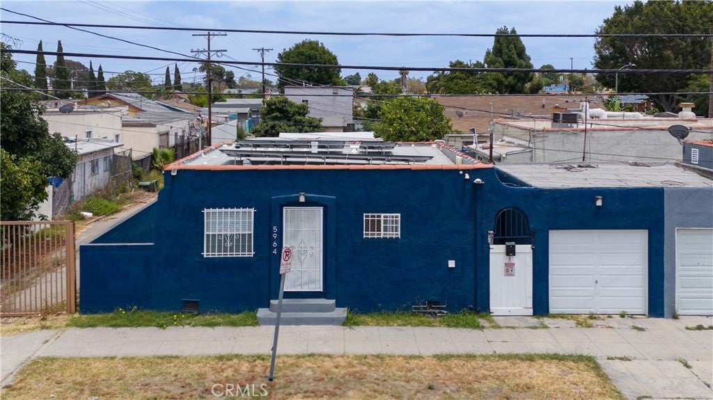 5964 S Halldale AVE, Los Angeles CA 90047