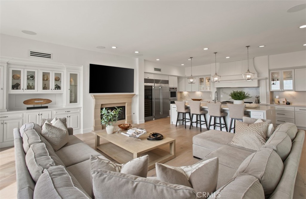 Sausalito (SAUS) - Residential