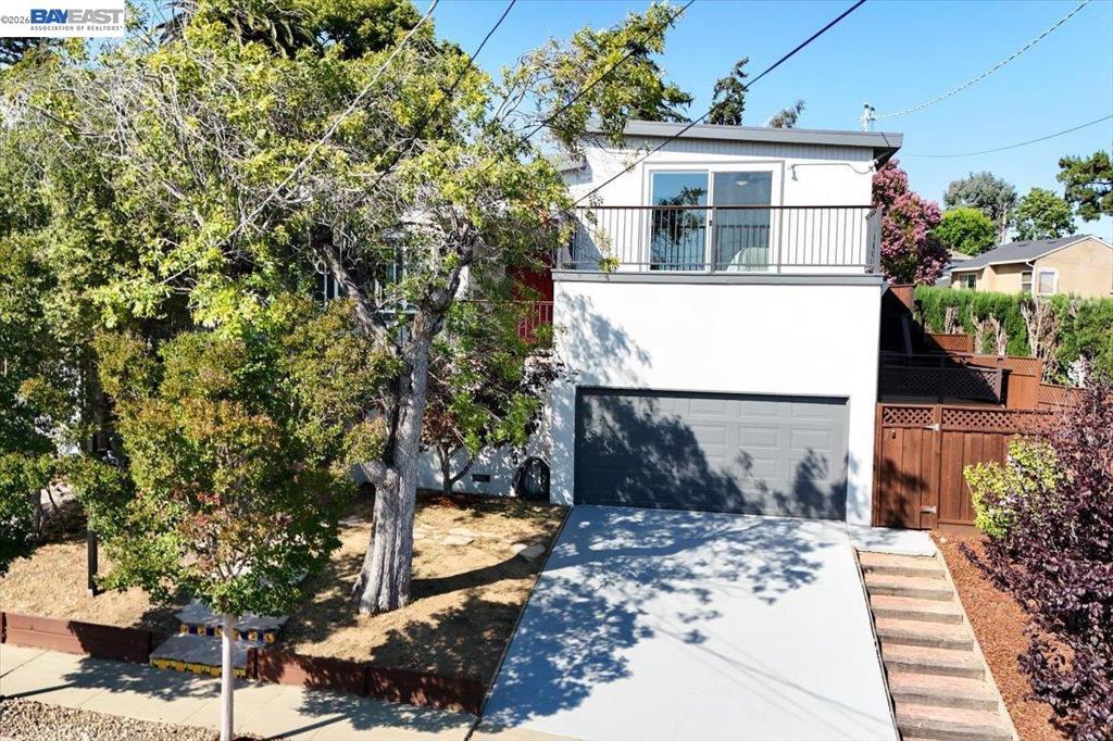 17888 Mayflower Dr