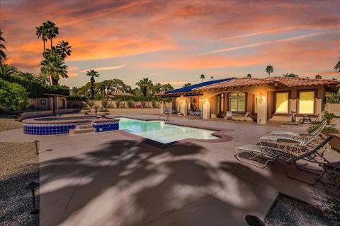 Photo of 696 E Vereda Sur, Palm Springs, CA 92262 (MLS # 219144773DA)