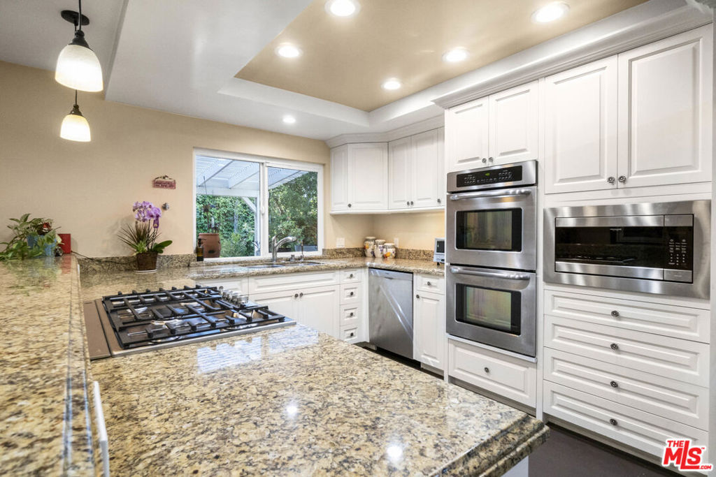 4221 Balcony Drive