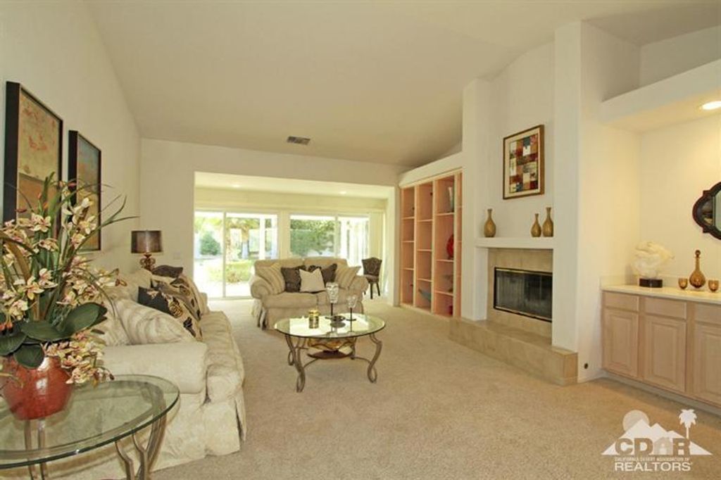 listing image 130724378475347277168