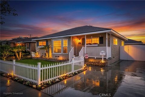 Photo of 4647 Monogram AVE, Lakewood, CA 90713 (MLS # PW26147681)