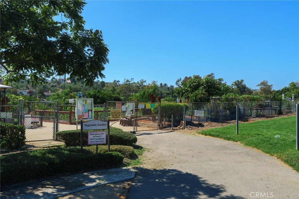 24054 Calendula, Mission Viejo CA 92692 - Photo 14