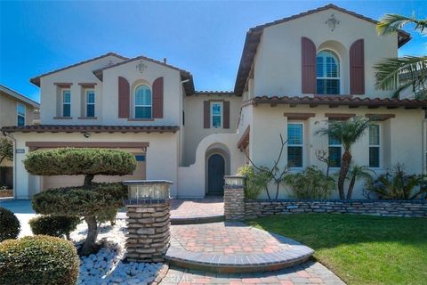 Photo of 2038 Redfield Street, Fullerton, CA 92833 (MLS # PW25097411)