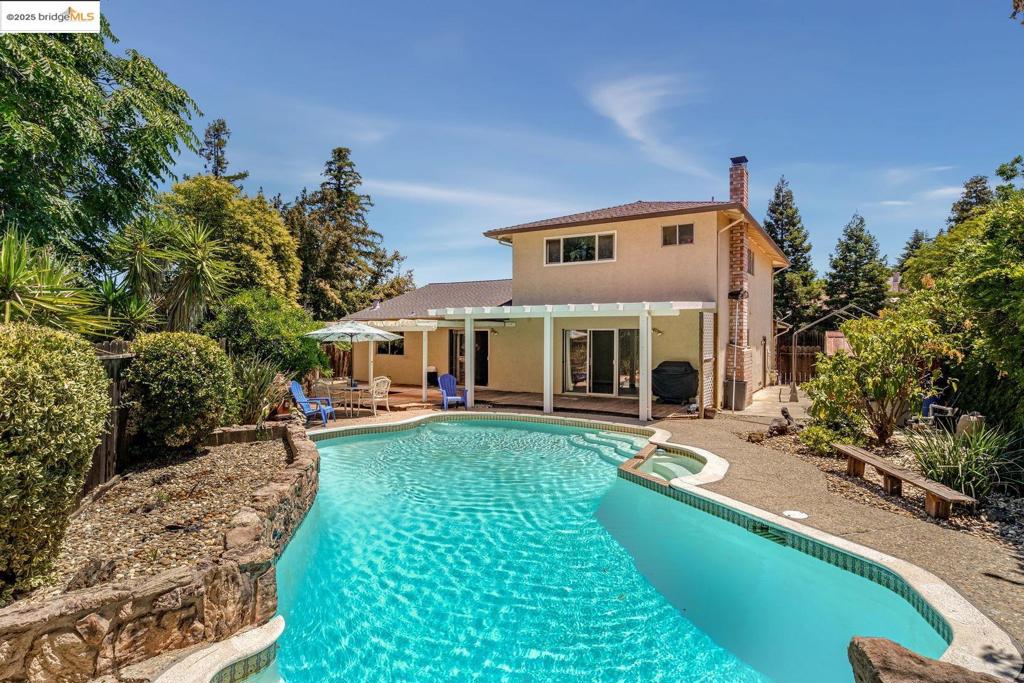 3300 Ashburton DR