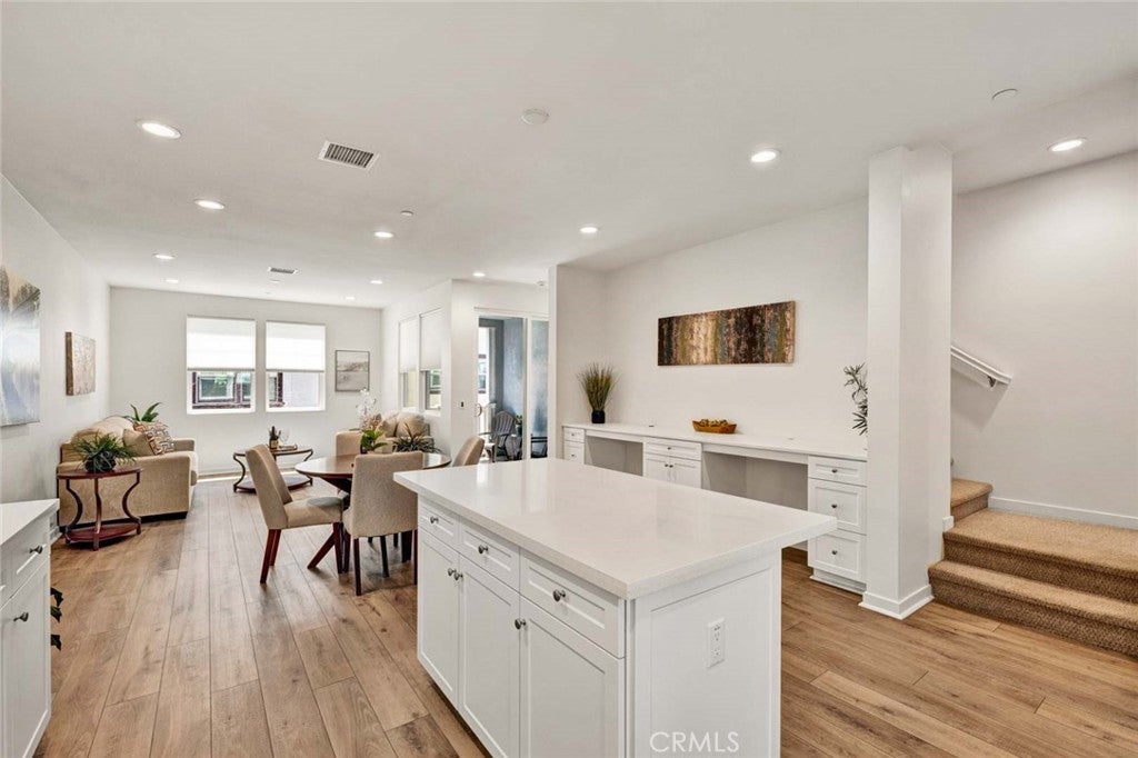 1104 Edgeton Court