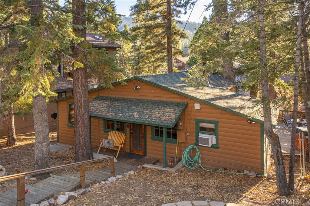 796 Silver Tip Drive