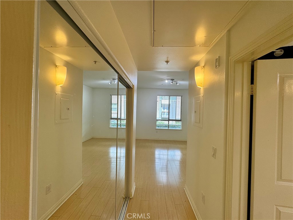 100 S Alameda Street S 148
