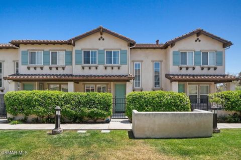 Photo of 110 Via Katrina, Newbury Park, CA 91320 (MLS # 226002432)