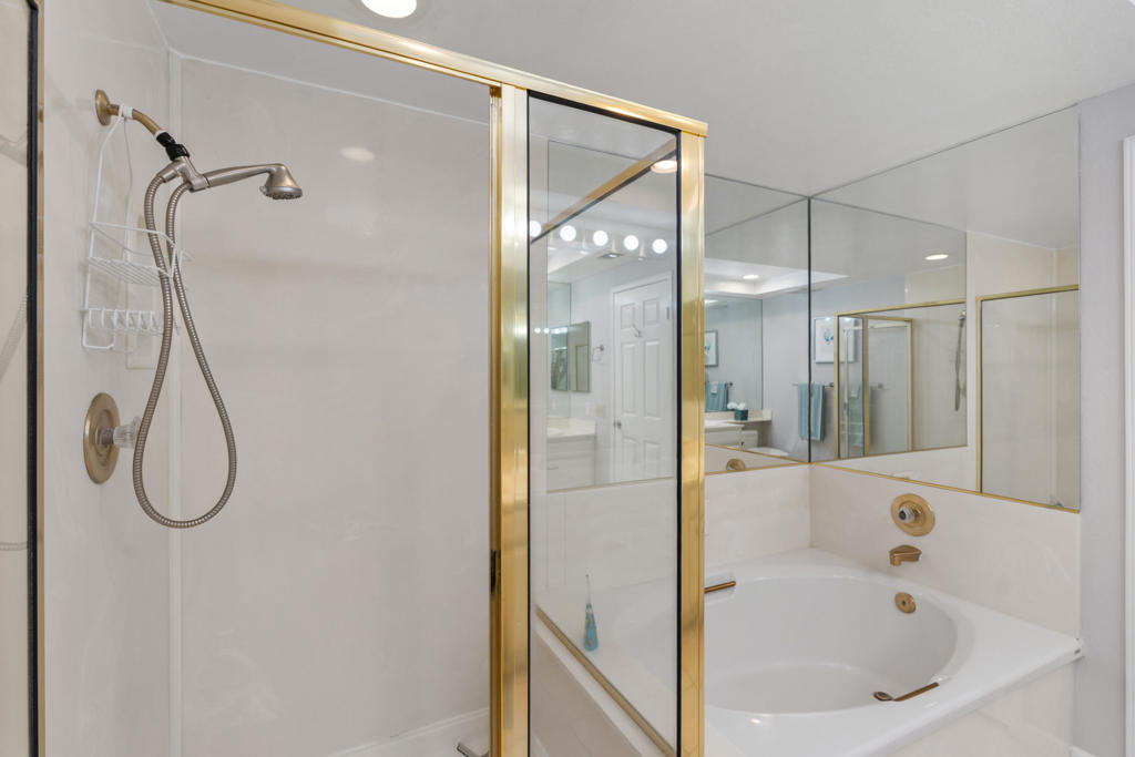 Chaparral C.C. - Residential