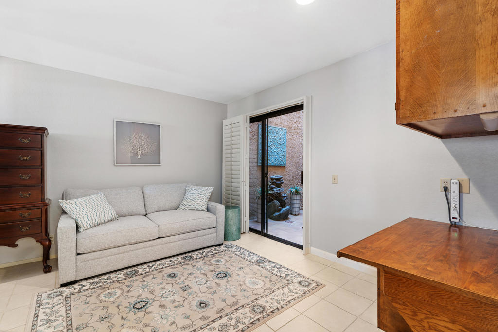 Chaparral C.C. - Residential