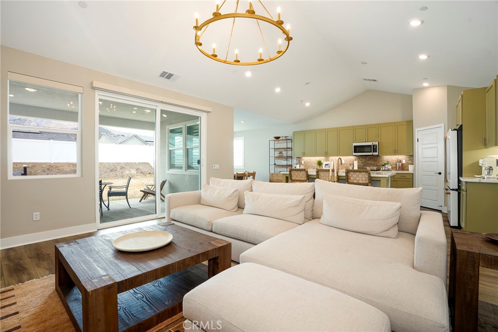 3805 Shannon Lane