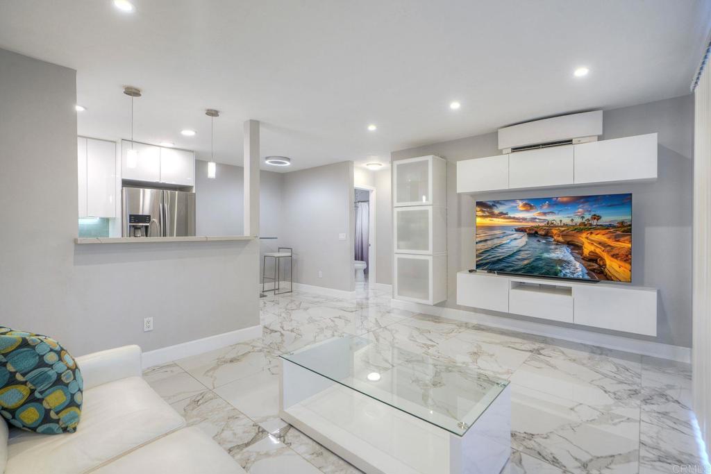 3427 Capalina Road 28