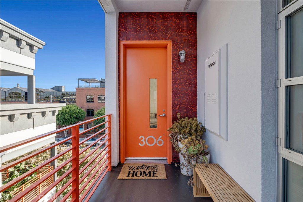212 Marine Street 306