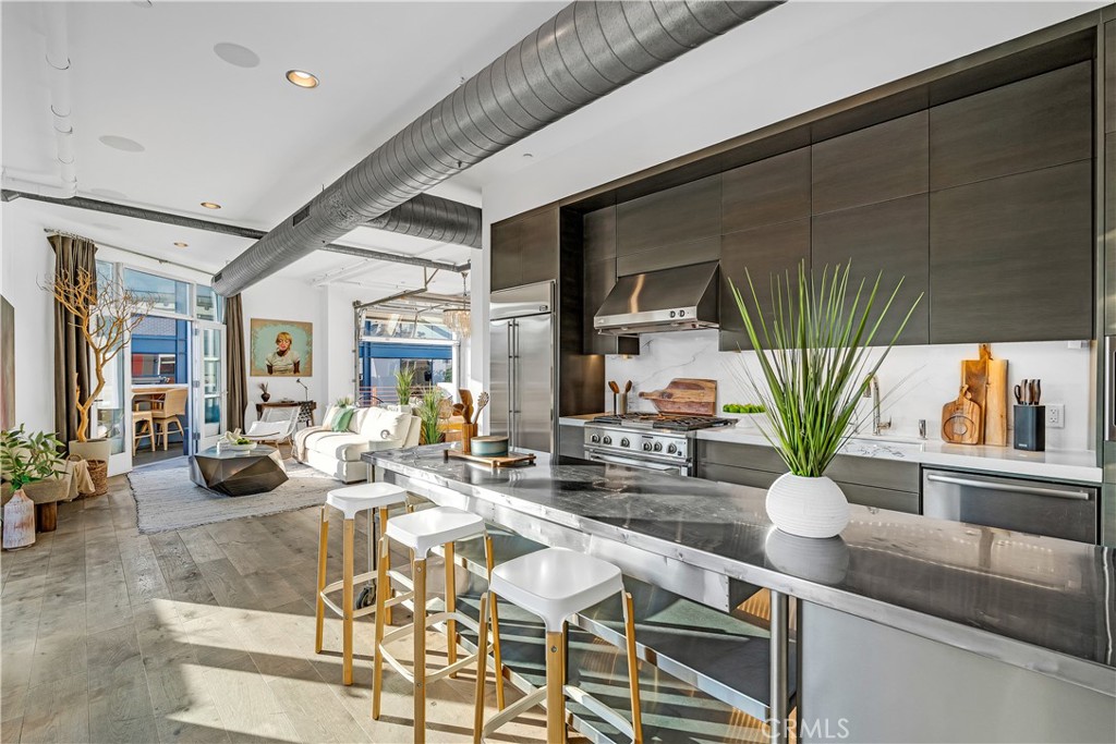 212 Marine Street 306