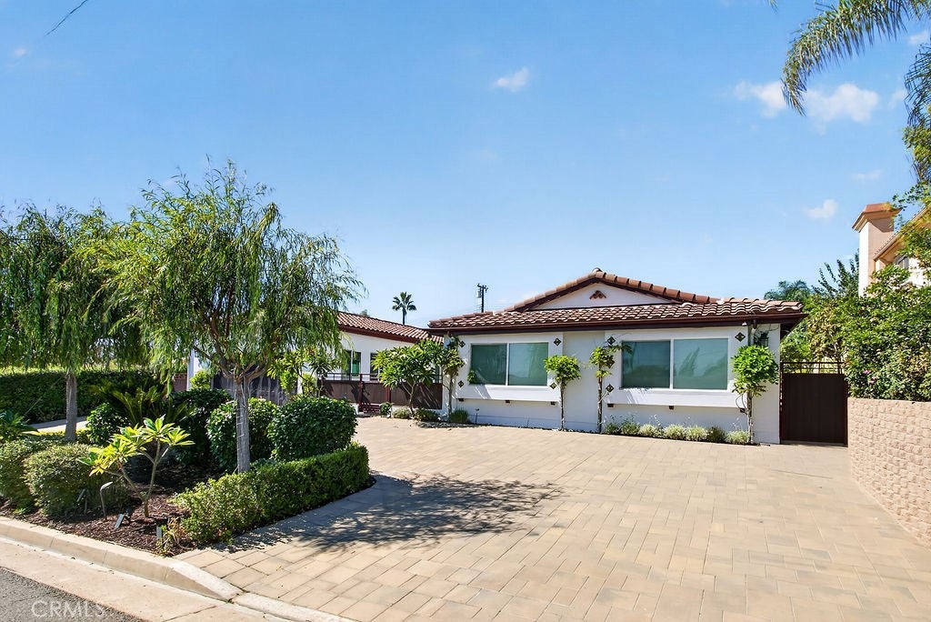 5451 Lockhaven Drive
