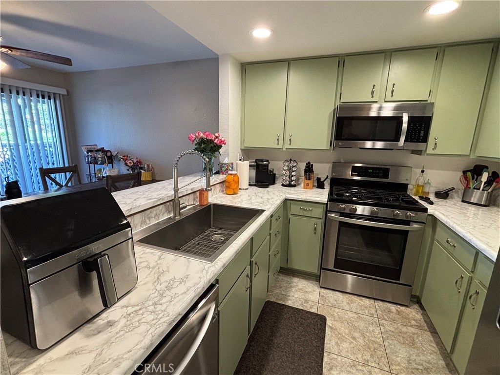 8360 Branchwood