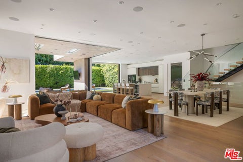 Photo of 1845 Coldwater Canyon Drive, Beverly Hills, CA 90210 (MLS # 26994871)