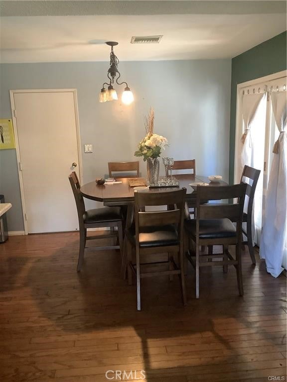 6904 Ranch House