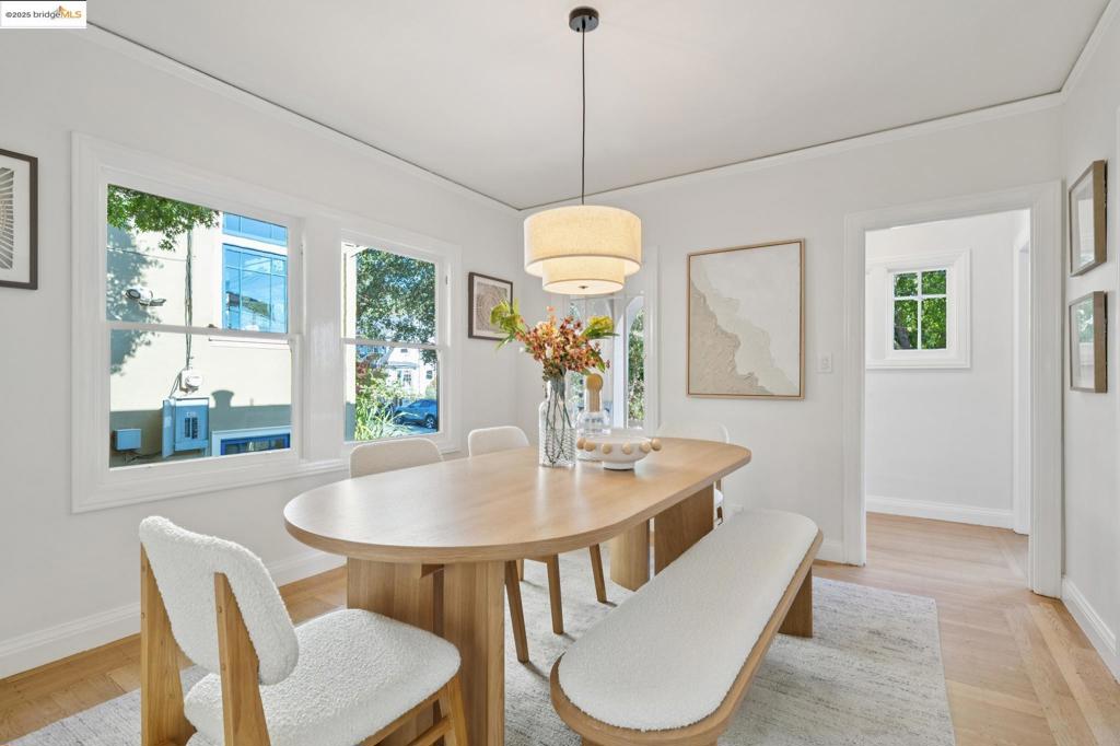 THOUSAND OAKS - Residential