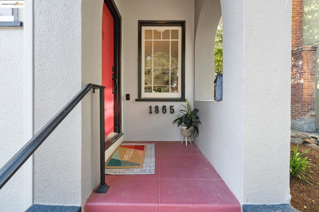 THOUSAND OAKS - Residential