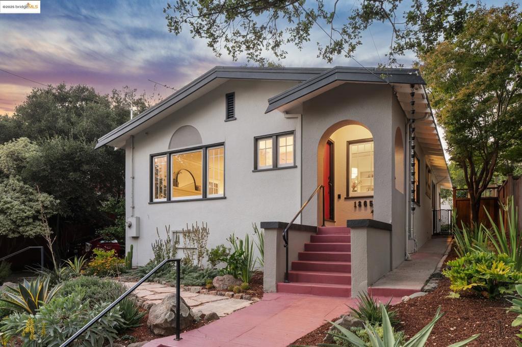 THOUSAND OAKS - Residential