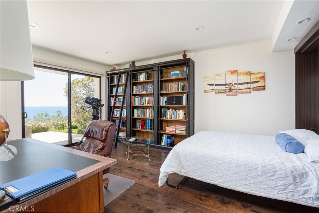 Emerald Bay (EB) - Residential Lease