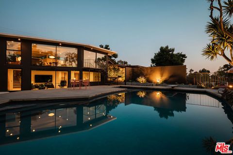 26591 Via California Dana Point CA 92624
