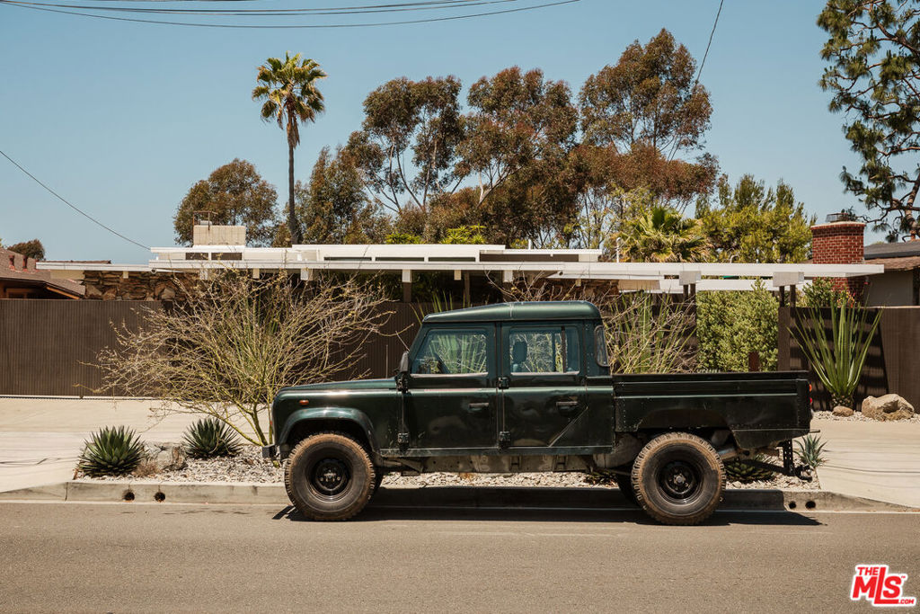 26591 Via California