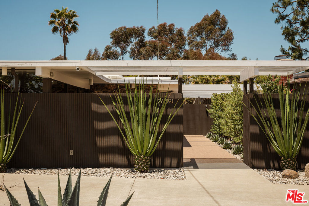 26591 Via California