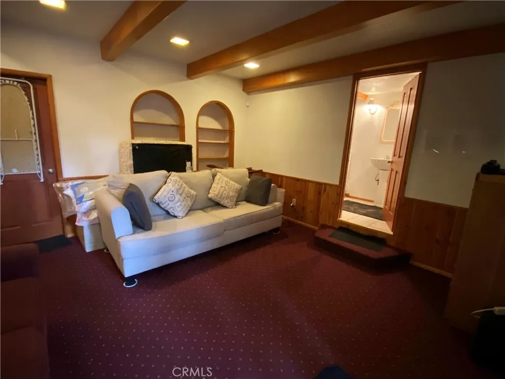 Twin Peaks, California 92391, United States, 3 Bedrooms Bedrooms, ,3 BathroomsBathrooms,Residential,Active,127824