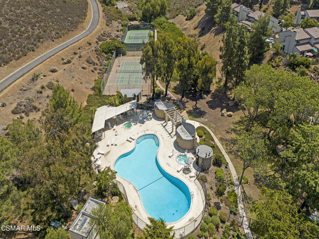 Northwood Townhomes I-516 - 1005282 - Residential