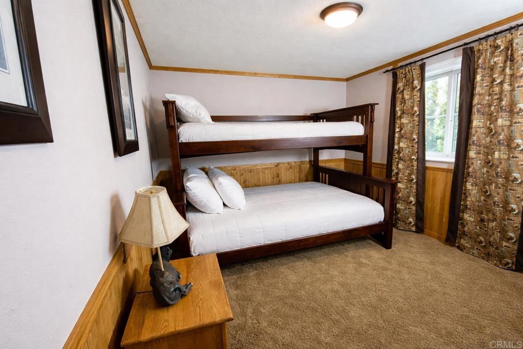 42988 Moonridge Road