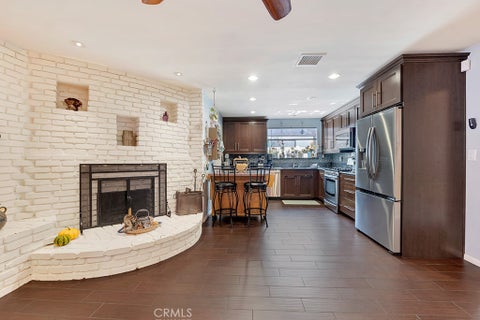 Tiny photo for 6646 Berquist AVE, West Hills, CA 91307 (MLS # SR26215766)