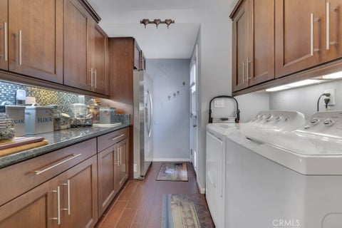 Tiny photo for 6646 Berquist AVE, West Hills, CA 91307 (MLS # SR26215766)