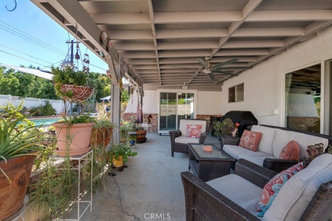 Tiny photo for 6646 Berquist AVE, West Hills, CA 91307 (MLS # SR26215766)