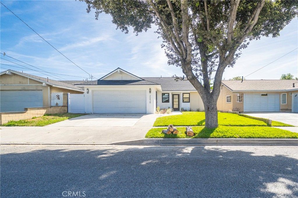 Photo of 20828 Nectar Ave, Lakewood, CA 90715 (MLS # DW26072316)