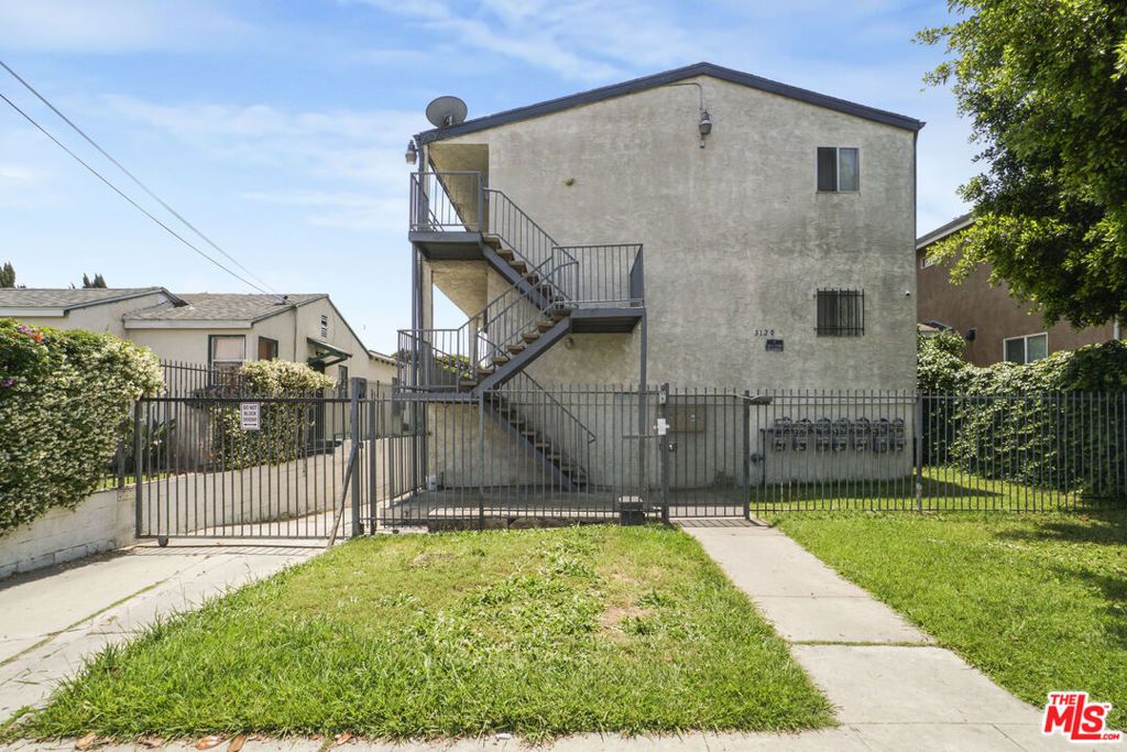 listing image 130729281928585421052