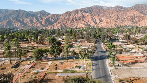 Photo of 344 E Las Flores Drive, Altadena, CA 91001 (MLS # P1-24063) Photo of 344 E Las Flores Drive, Altadena, CA 91001 (MLS # P1-24063)